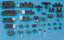 UMK105CG331JV-F 0402-331J PB-Free產品資料詳解